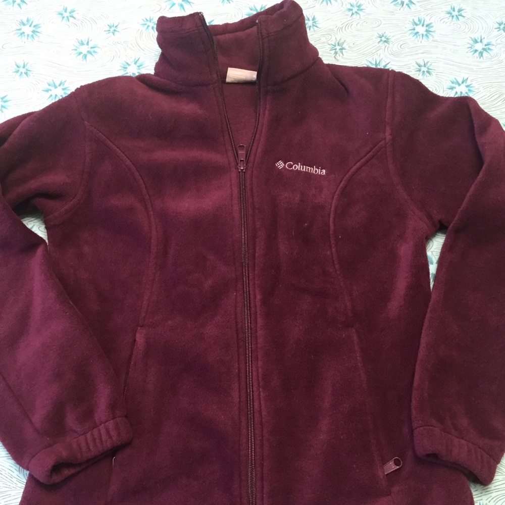 COLUMBIA Women’s magenta jacket, size medium